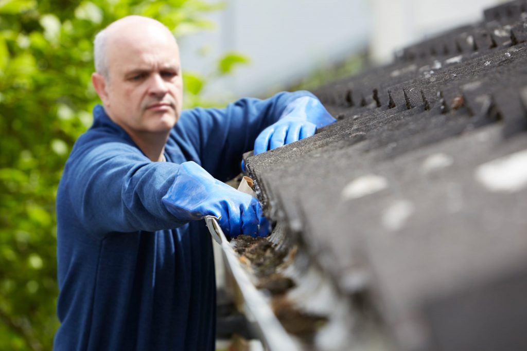Gutter Cleaning – the prices and reasons you want to do it